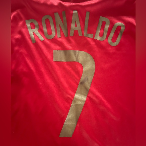 Cristiano Ronaldo Official Portugal 2008 Jersey: Adult Large: NEW: FIFA - Picture 4 of 4